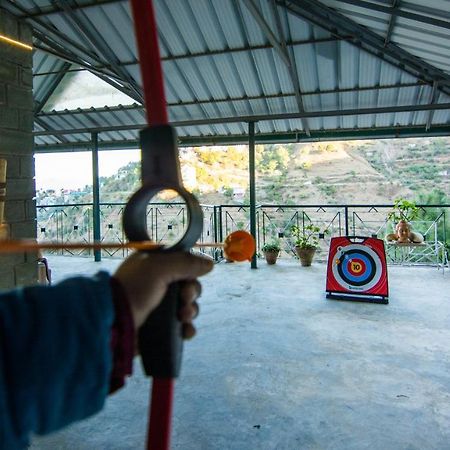Livingstone 2Bhk Cozy Homestay In Kasauli Hills エクステリア 写真