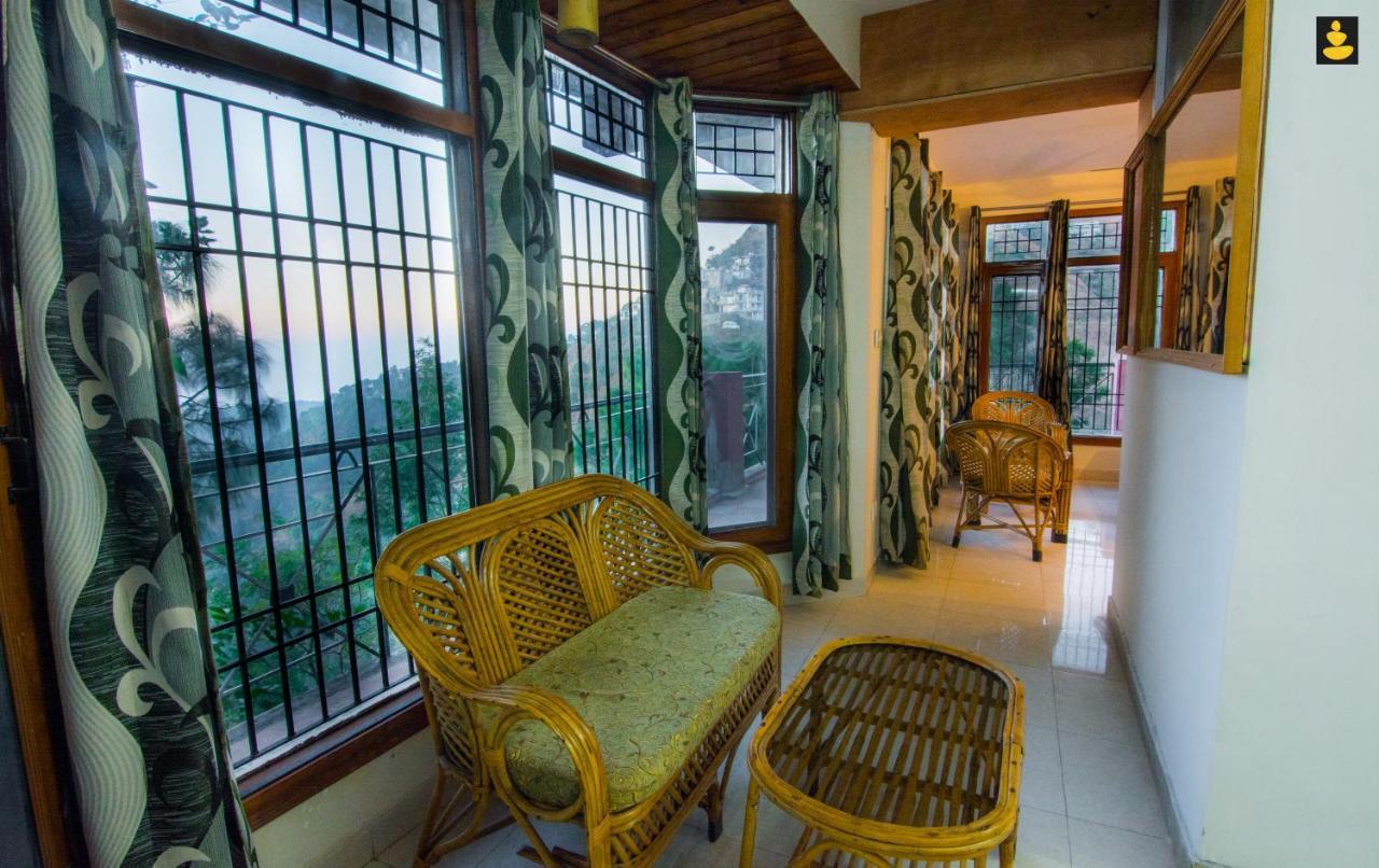 Livingstone 2Bhk Cozy Homestay In Kasauli Hills エクステリア 写真