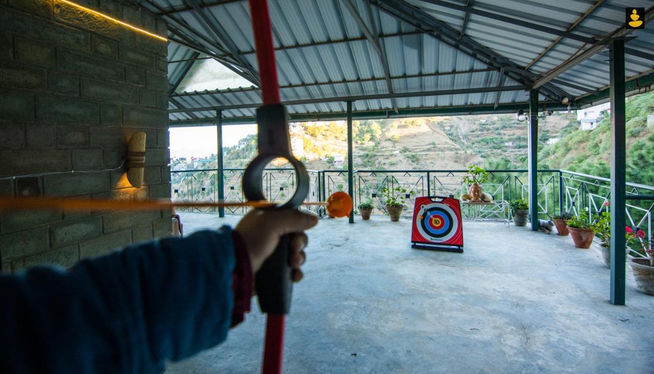 Livingstone 2Bhk Cozy Homestay In Kasauli Hills エクステリア 写真